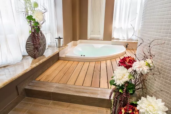 Зона джакузи в кабинете SPA-программ Зона джакузи в кабинете SPA-программ