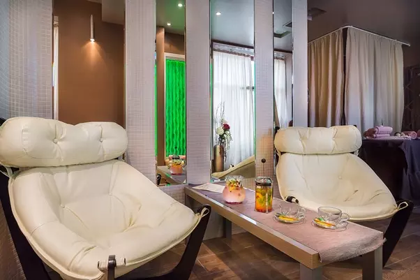 Зона отдыха в кабинете SPA-программ Зона отдыха в кабинете SPA-программ